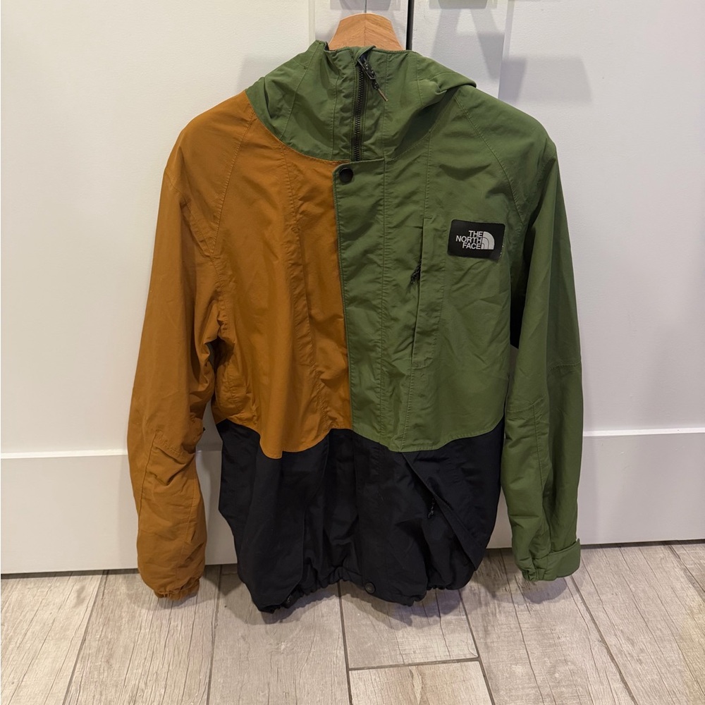 North Face Ski Jacket – Men’s Large